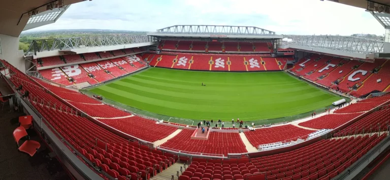 Neipatec à Anfield : 10 ans de périmètre LED à Liverpool