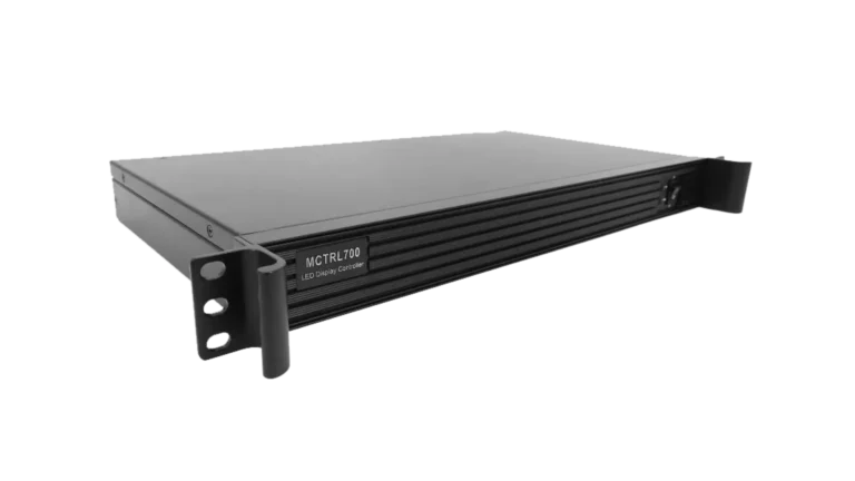 NovaStar MCTRL700 sending card and box