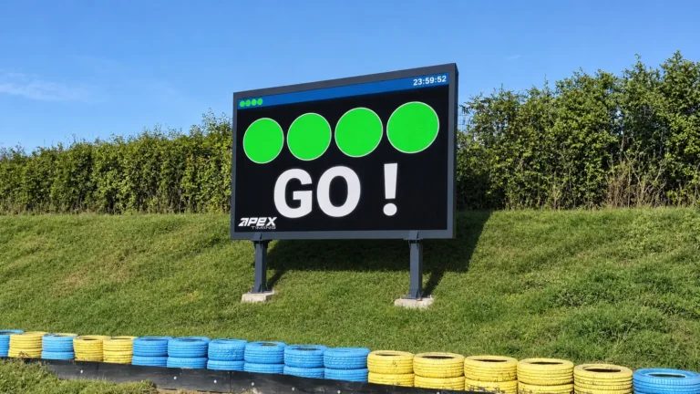 Karting start lights on an LED display