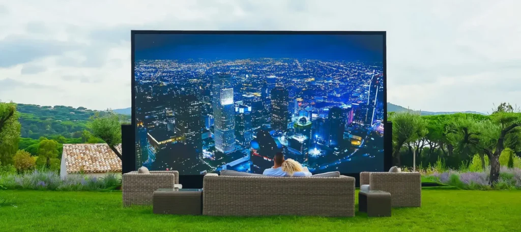 Outdoor LED display facing loungers, Eclipse360