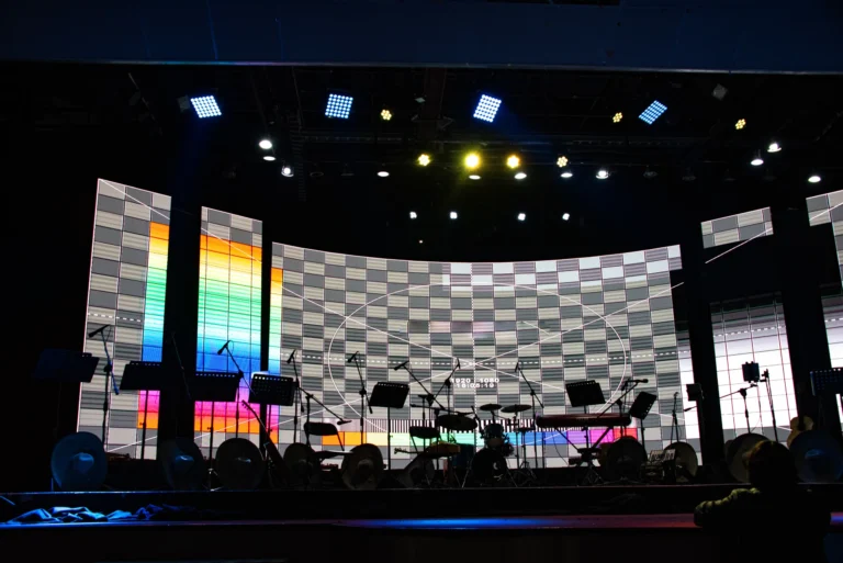 Boron 2 rental LED screen curved on stage